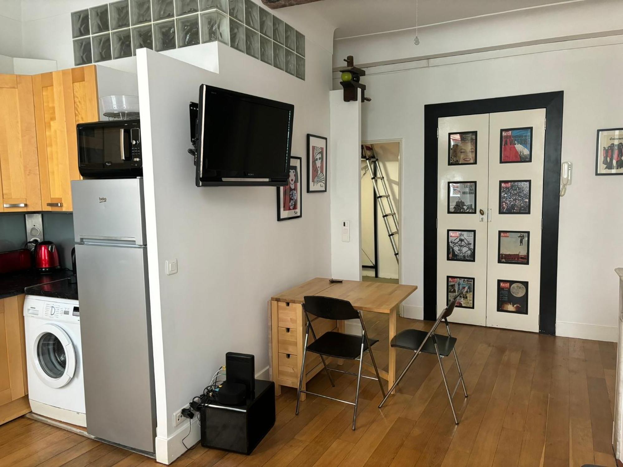 2 Bedroom Funky Apartment In The Heart Of The Old Town Of אנטיב מראה חיצוני תמונה