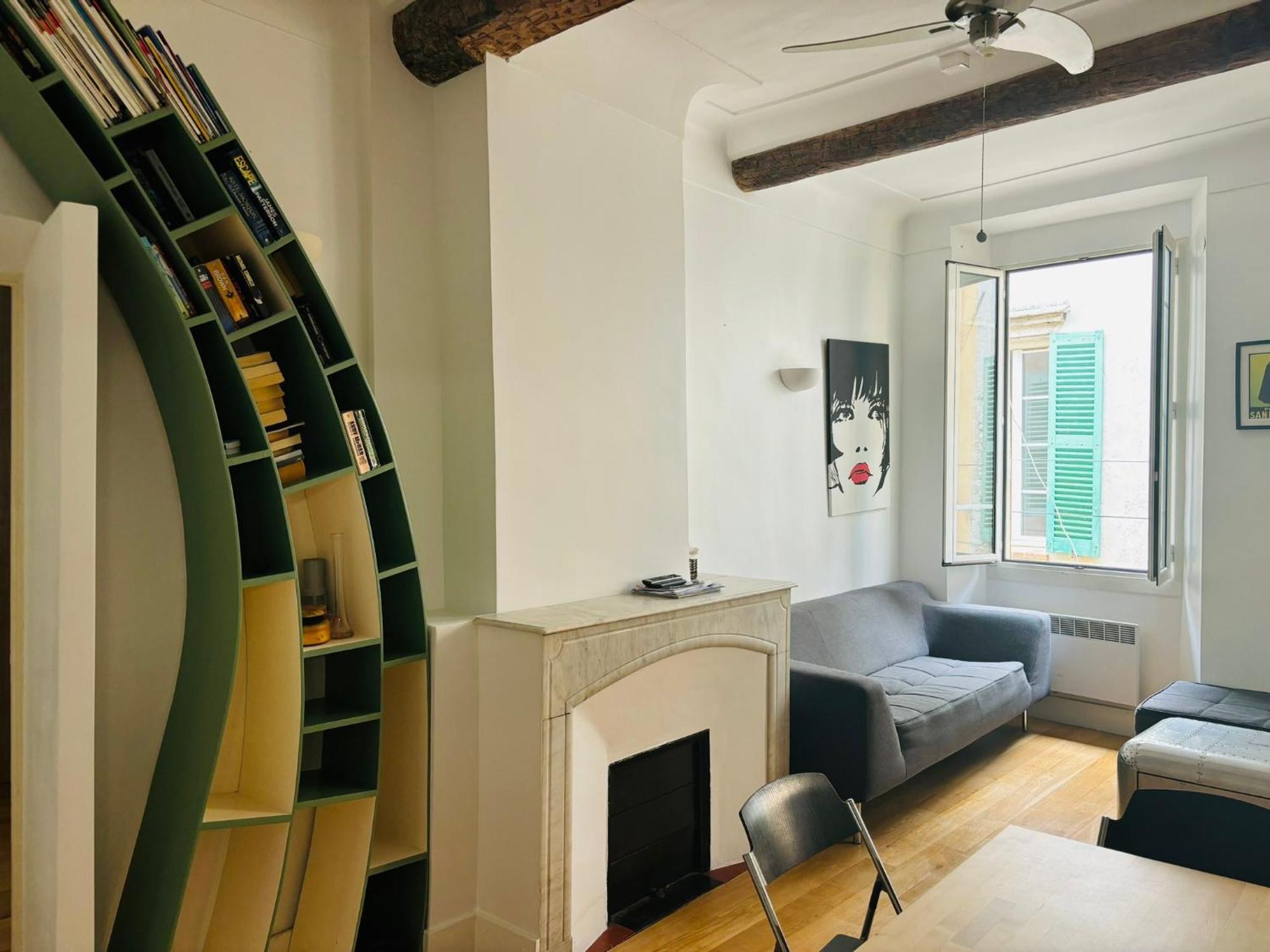 2 Bedroom Funky Apartment In The Heart Of The Old Town Of אנטיב מראה חיצוני תמונה